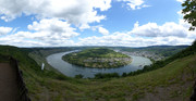 FZ016393-419 Panorama of the bendiest bend in the Rhine.jpg